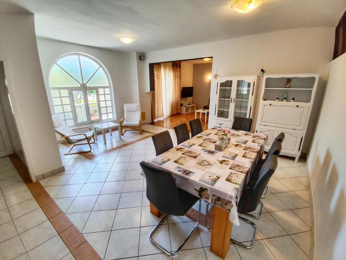 House Rose With Garden And Pool Villa Ljubac  Luaran gambar