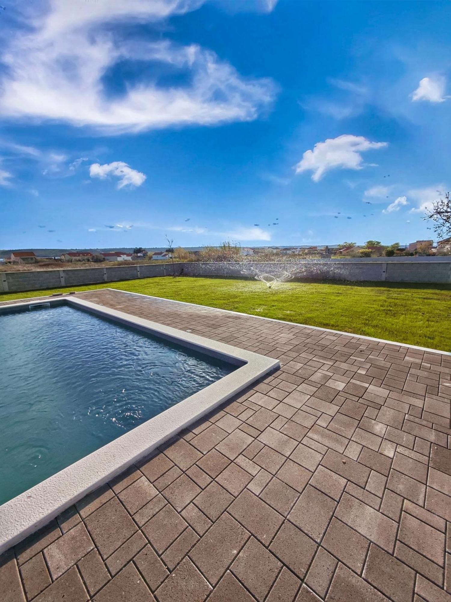 House Rose With Garden And Pool Villa Ljubac  Luaran gambar